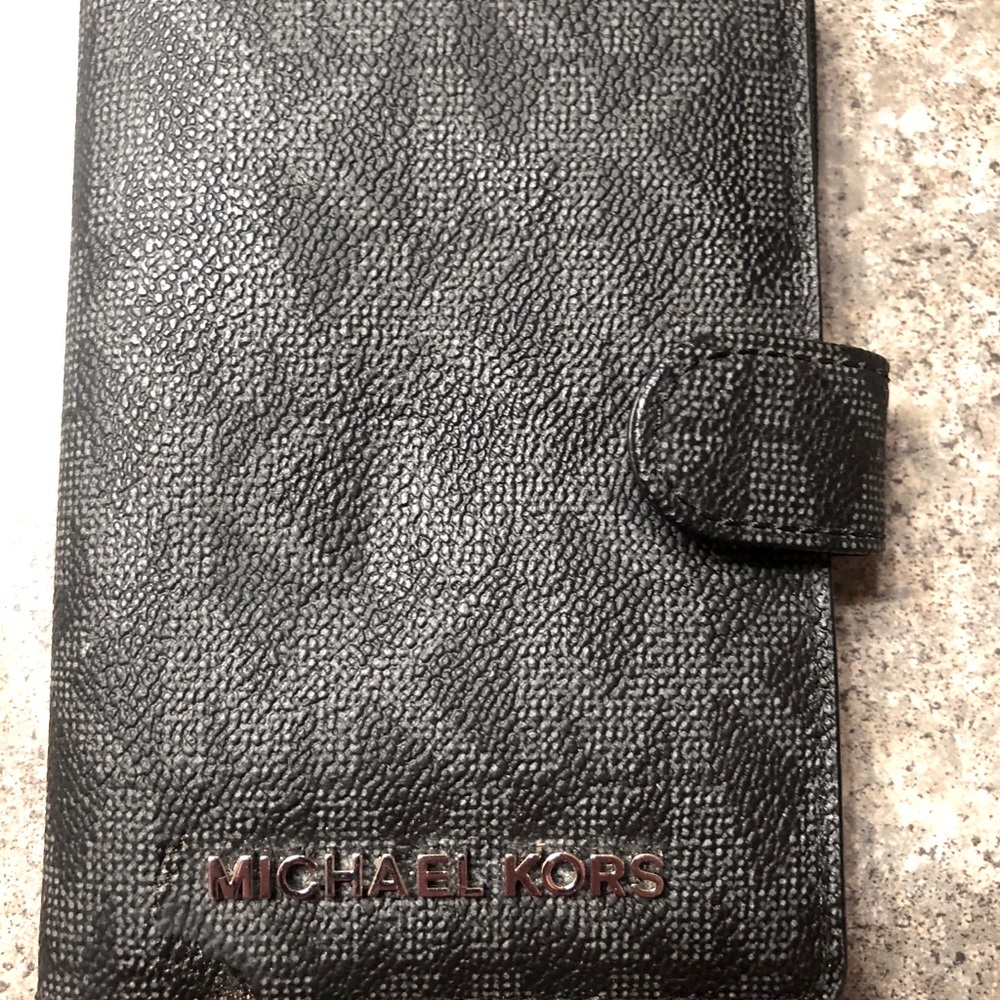 Michael Kors passport cover